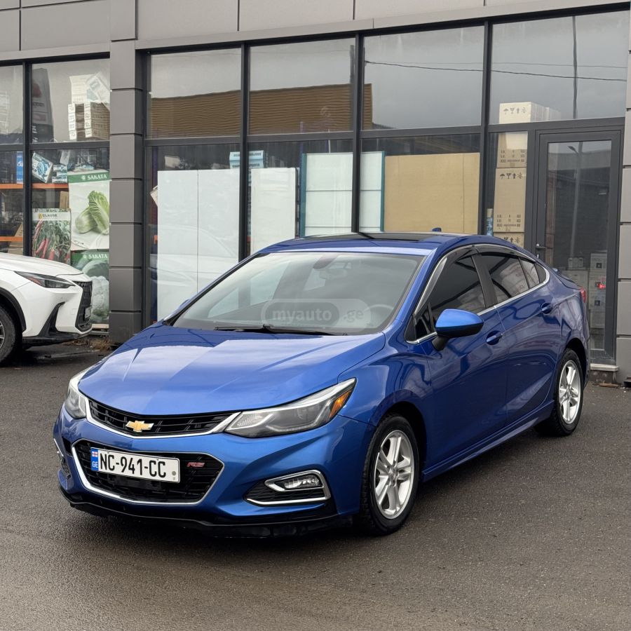Chevrolet Cruze - фото 1