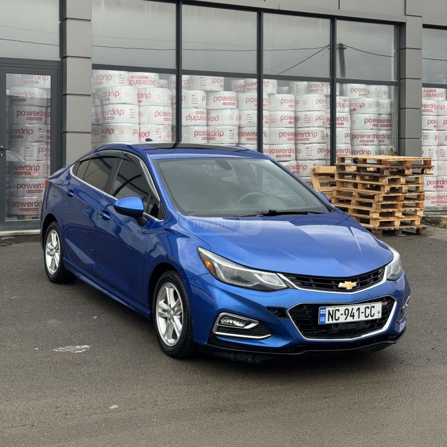 Chevrolet Cruze - фото 3