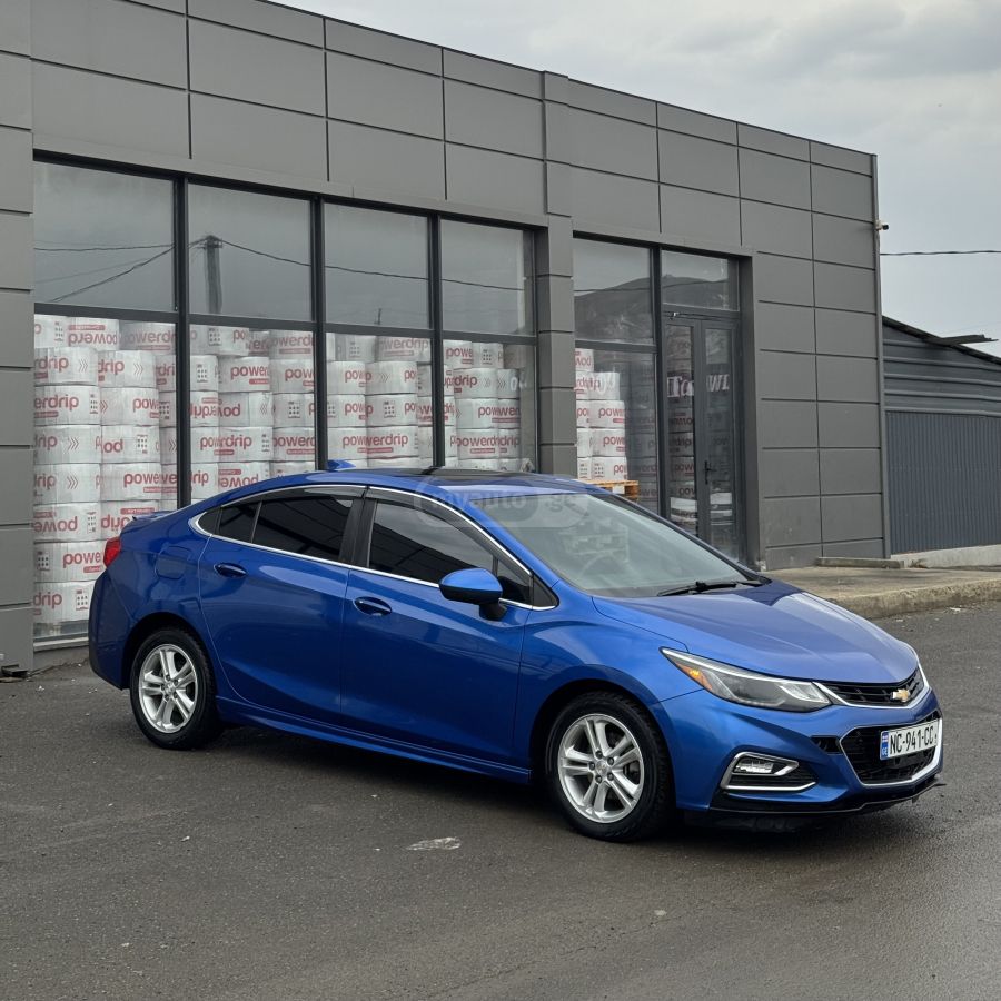 Chevrolet Cruze - фото 4