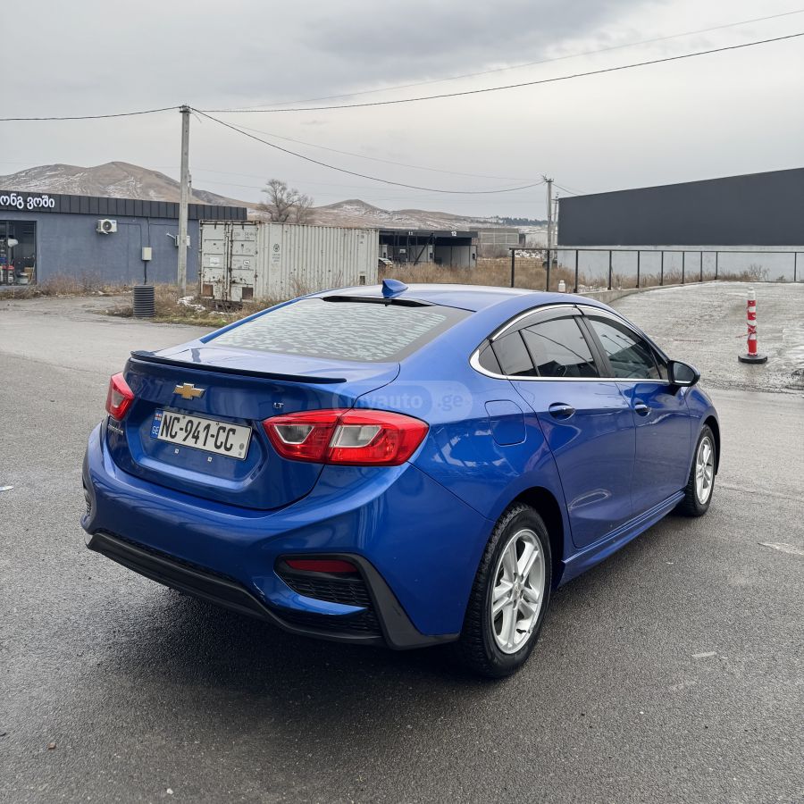 Chevrolet Cruze - фото 8