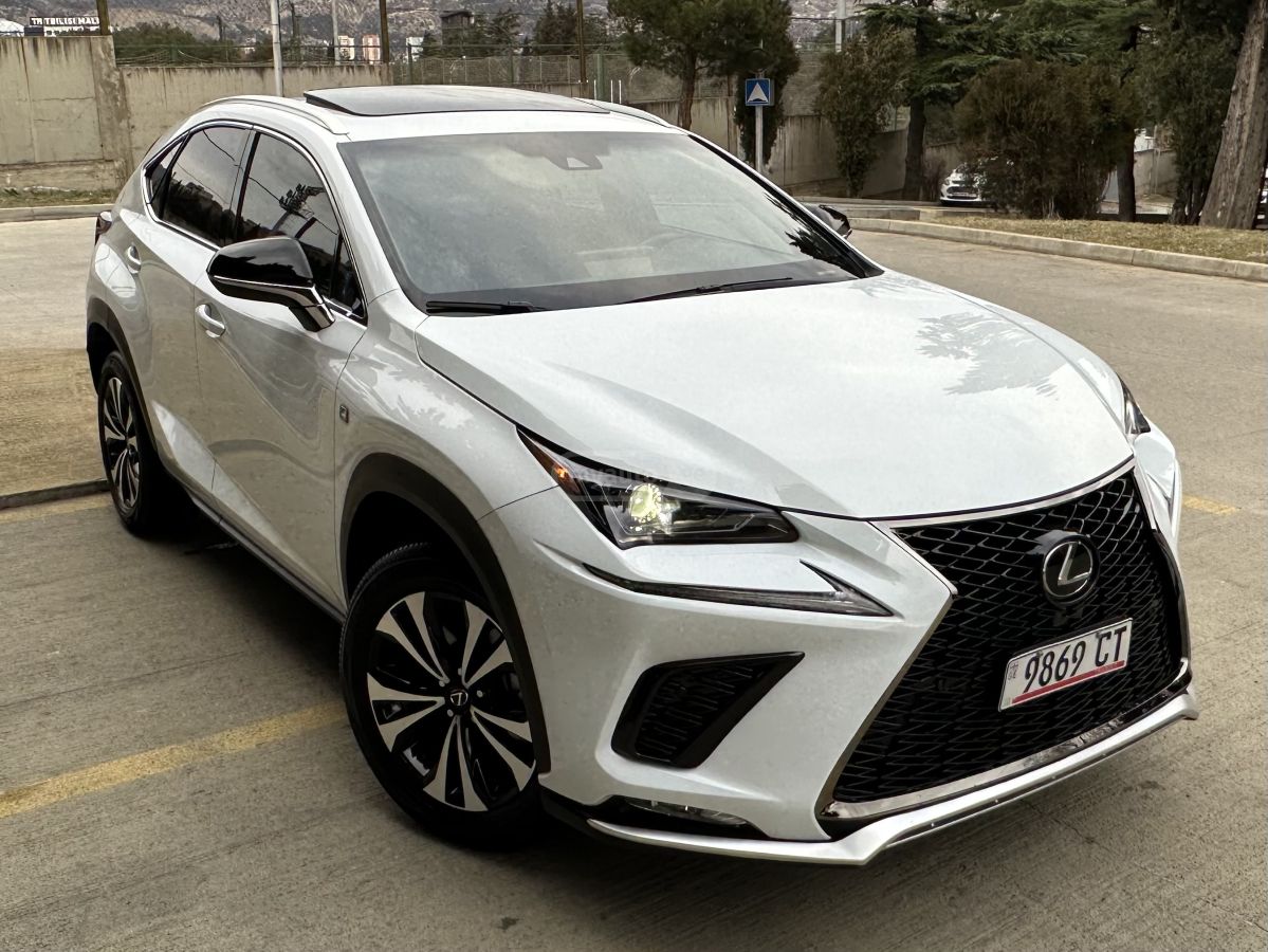 Lexus NX 300 - фото 2