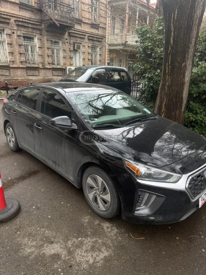 Hyundai Ioniq - фото 3