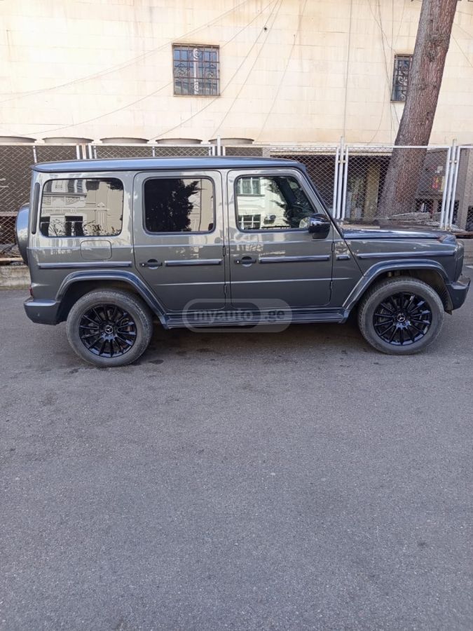 Mercedes-Benz G 400 - фото 1