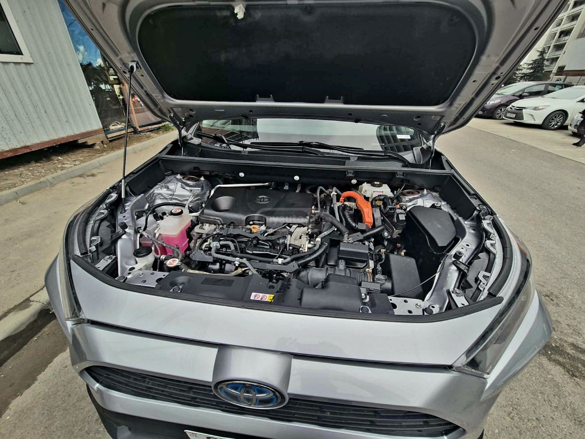 Toyota RAV 4 - фото 7