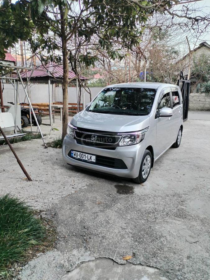 Honda N-Wgn - фото 7