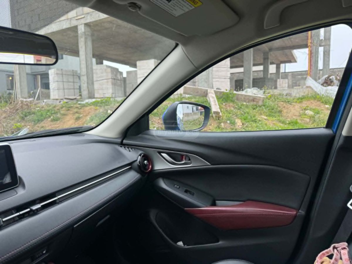 Mazda CX-3 - фото 13