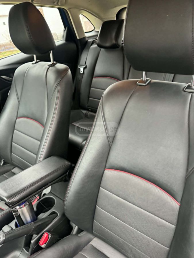 Mazda CX-3 - фото 14