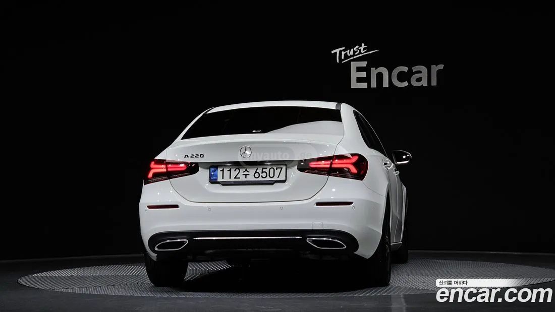 Mercedes-Benz A 45 AMG 2021 — миниатюра 4