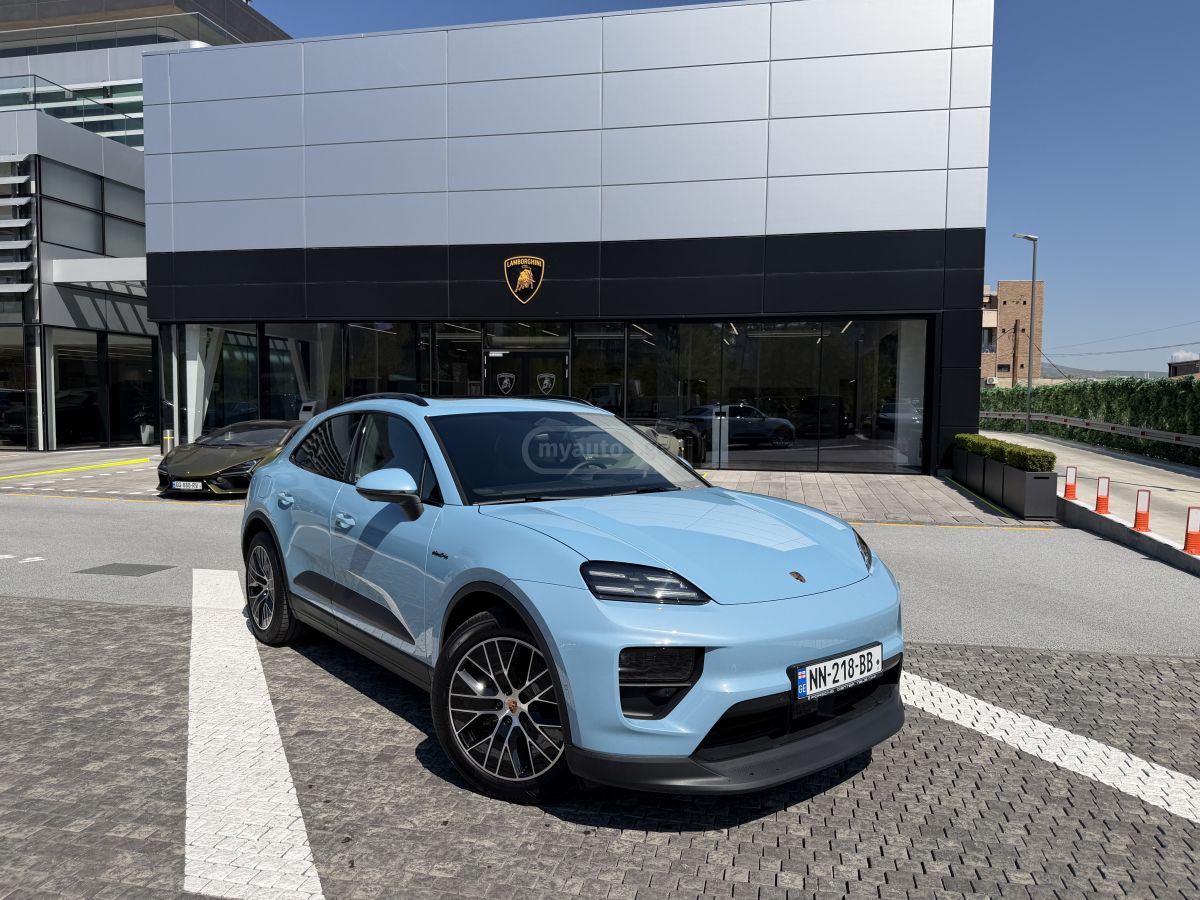 Porsche Macan 2025 — фото 2 купить в Москве