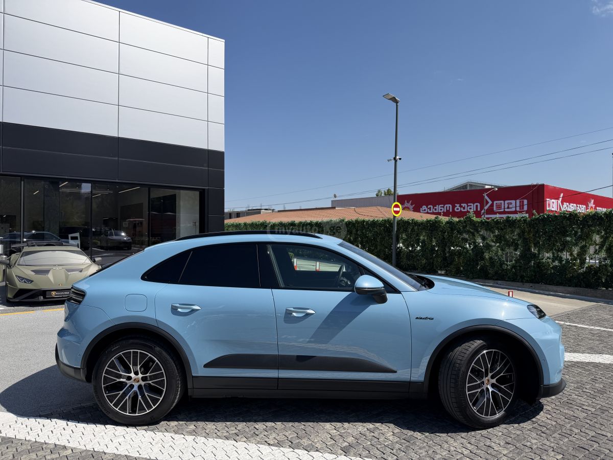 Porsche Macan 2025 — фото 3 купить в Москве