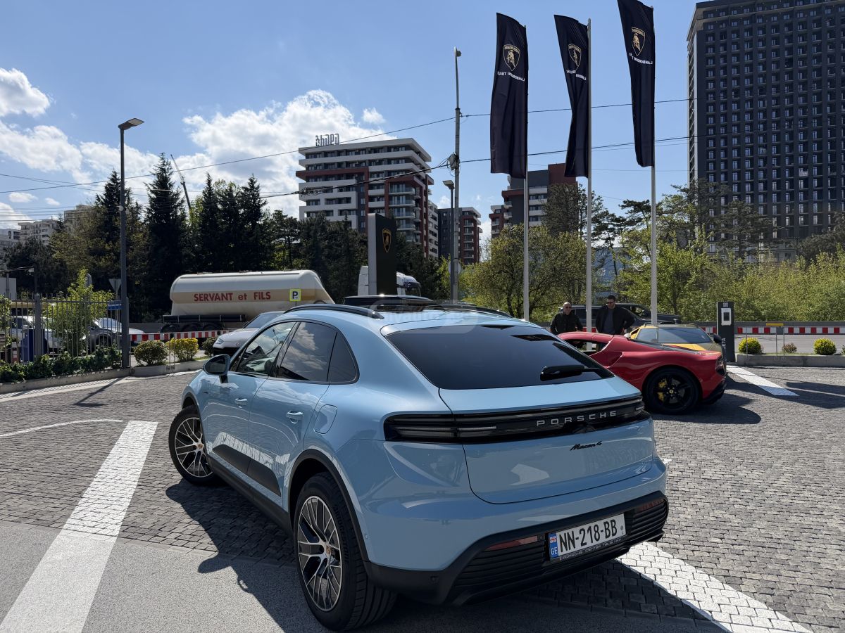 Porsche Macan 2025 — фото 5 купить в Москве
