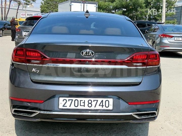Kia Cadenza - фото 4