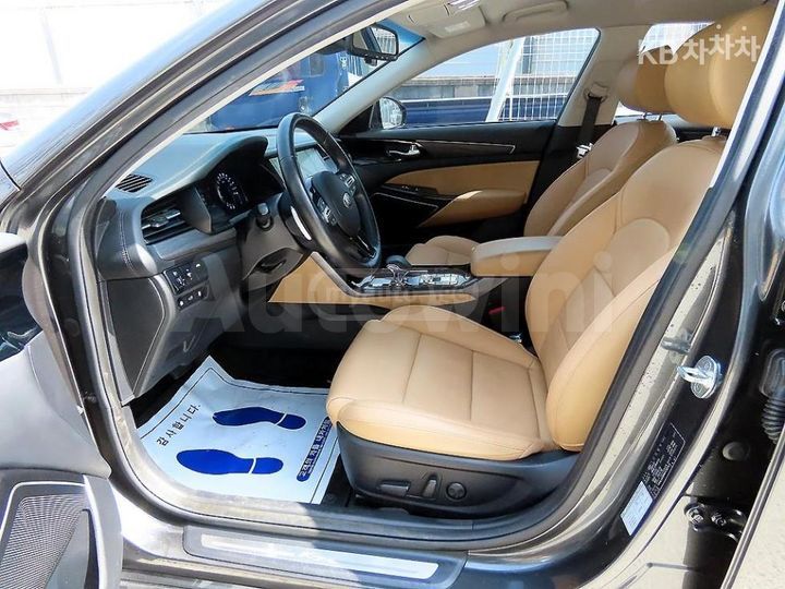 Kia Cadenza - фото 5