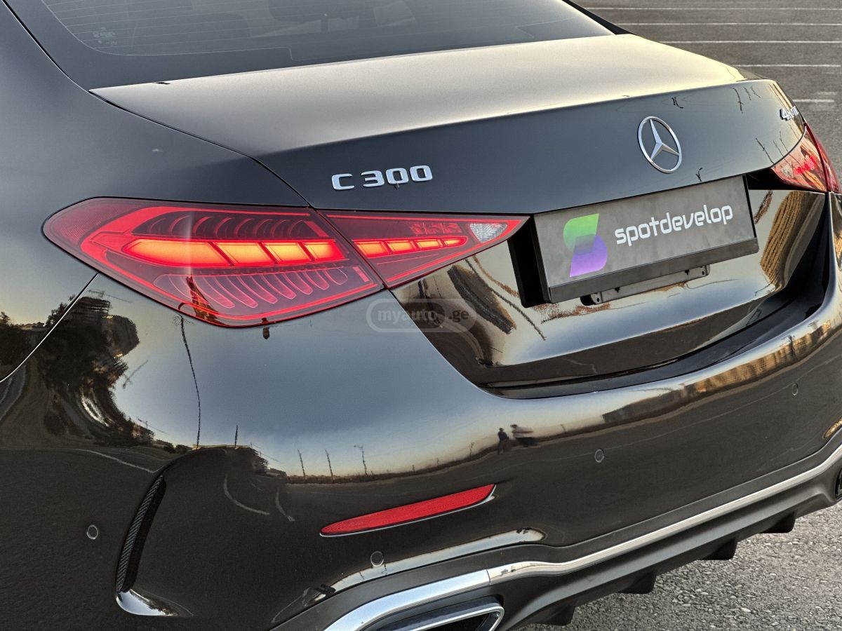 Mercedes-Benz C 300 - фото 7
