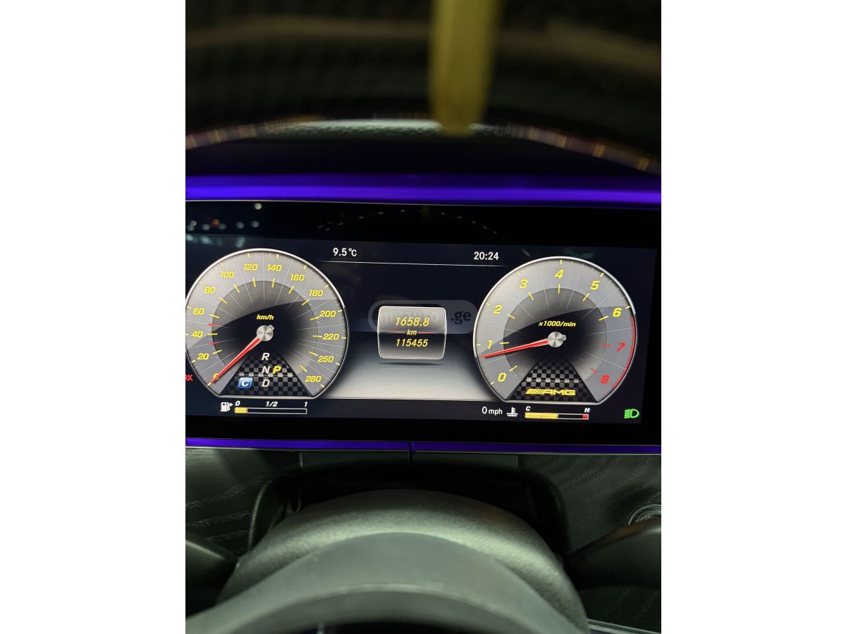 Mercedes-Benz E43 AMG - фото 13