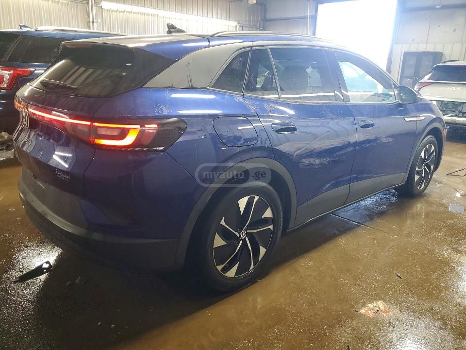 Volkswagen ID 4 - фото 3