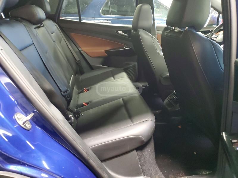 Volkswagen ID 4 - фото 9