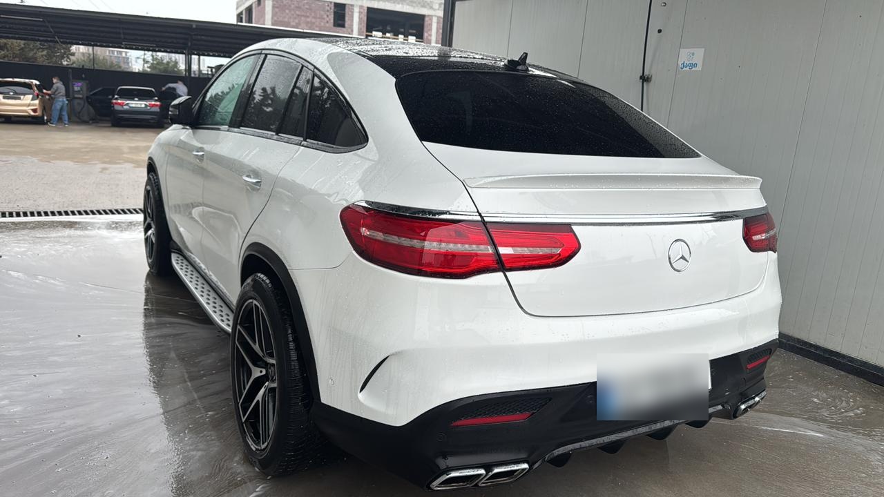 Mercedes-Benz GLE 450 AMG - фото 1