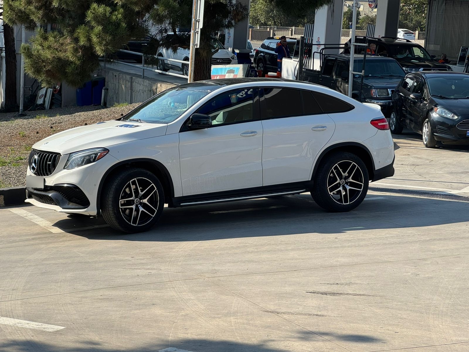 Mercedes-Benz GLE 450 AMG - фото 2