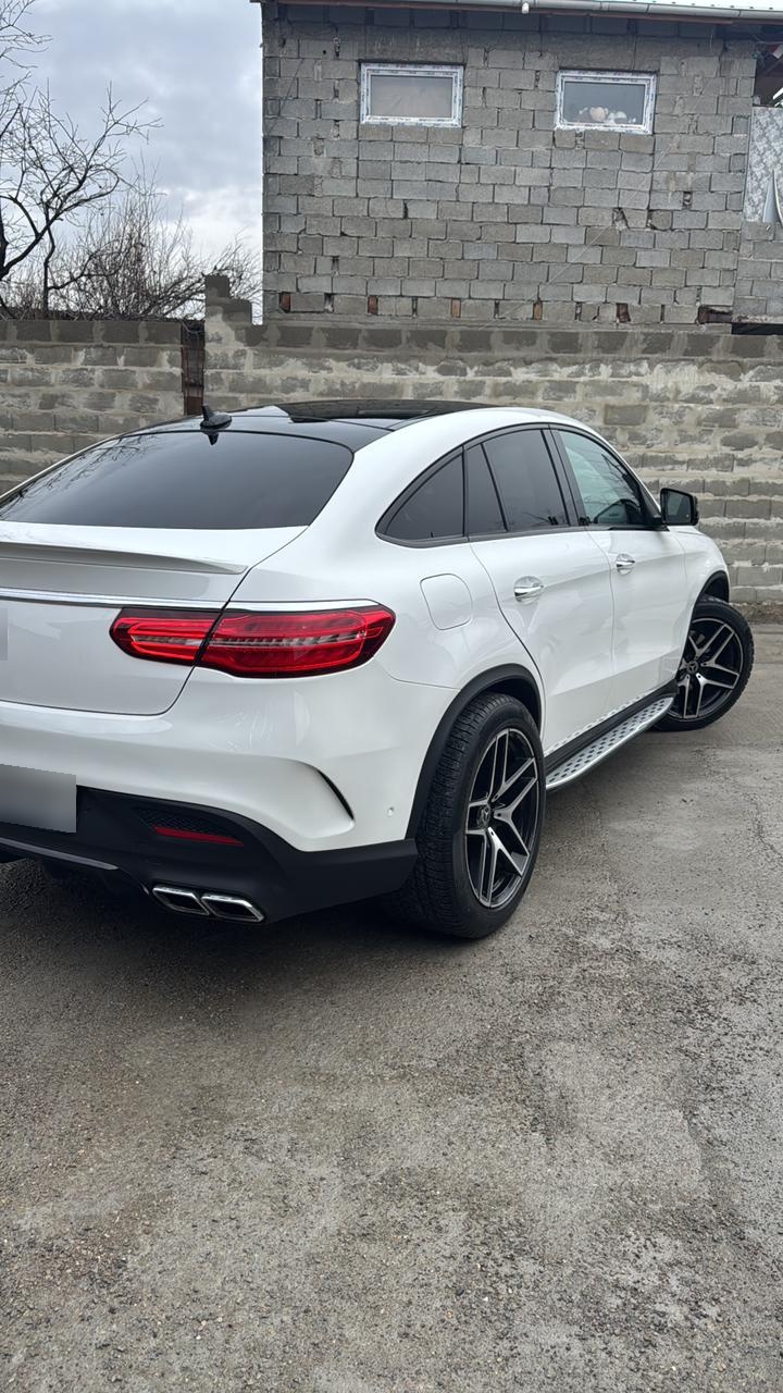 Mercedes-Benz GLE 450 AMG - фото 3