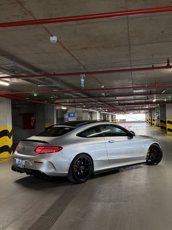 Mercedes-Benz C 300 - фото 1