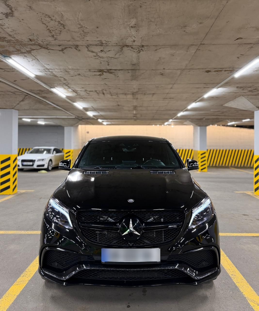 Mercedes-Benz GLE 63 AMG - фото 1