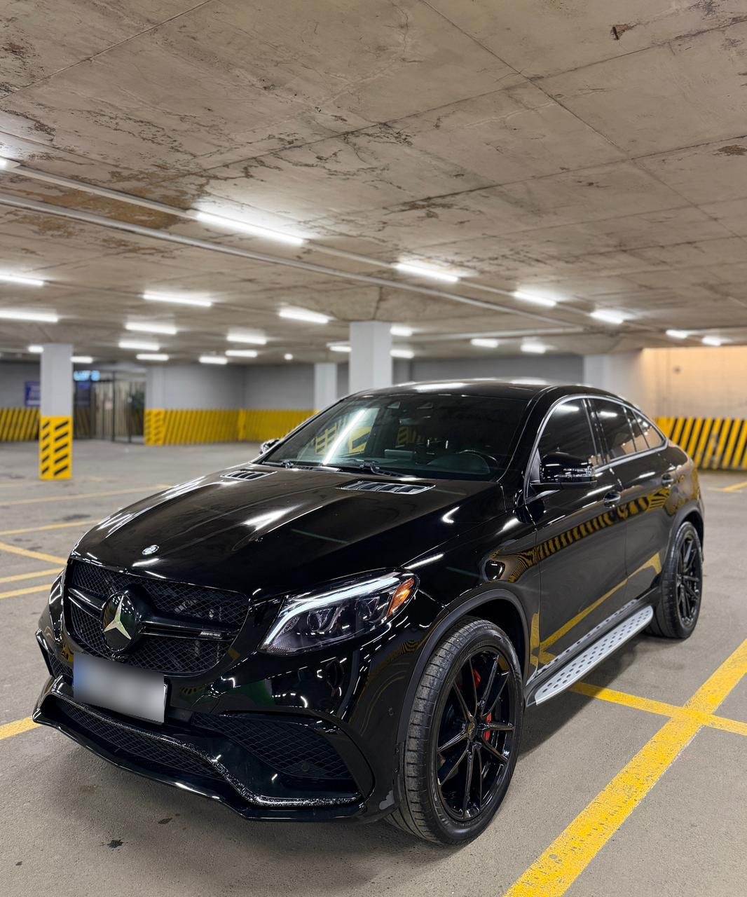 Mercedes-Benz GLE 63 AMG - фото 8