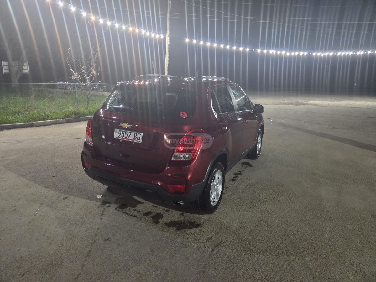 Chevrolet Trax - фото 5