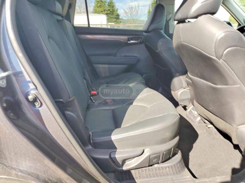 Toyota Highlander - фото 11