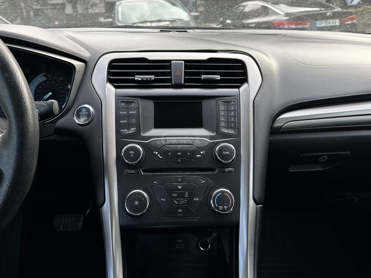 Ford Fusion - фото 9