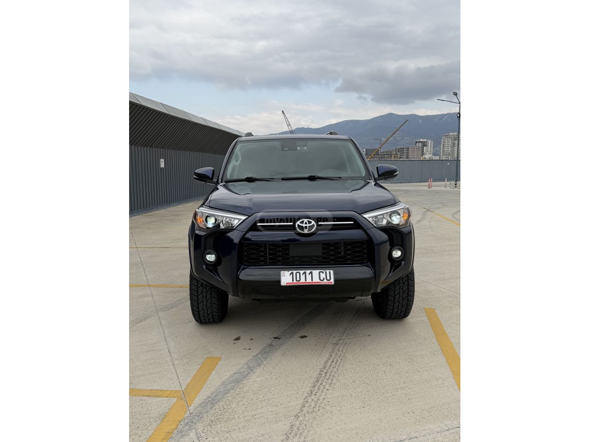 Toyota 4 Runner - фото 2