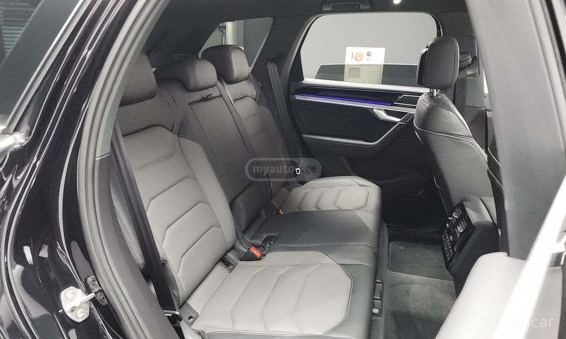 Volkswagen Touareg - фото 12