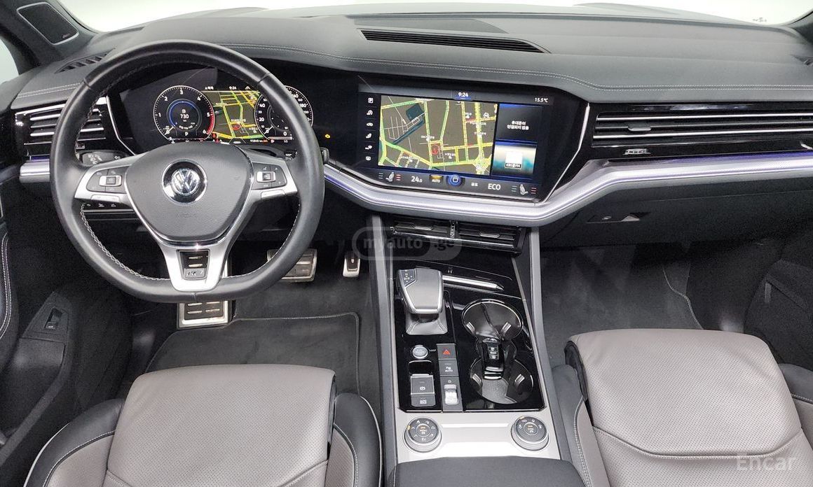 Volkswagen Touareg - фото 7