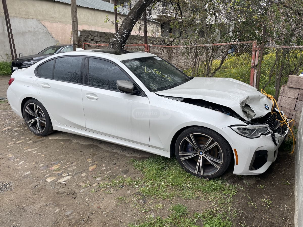 BMW 340 - фото 1