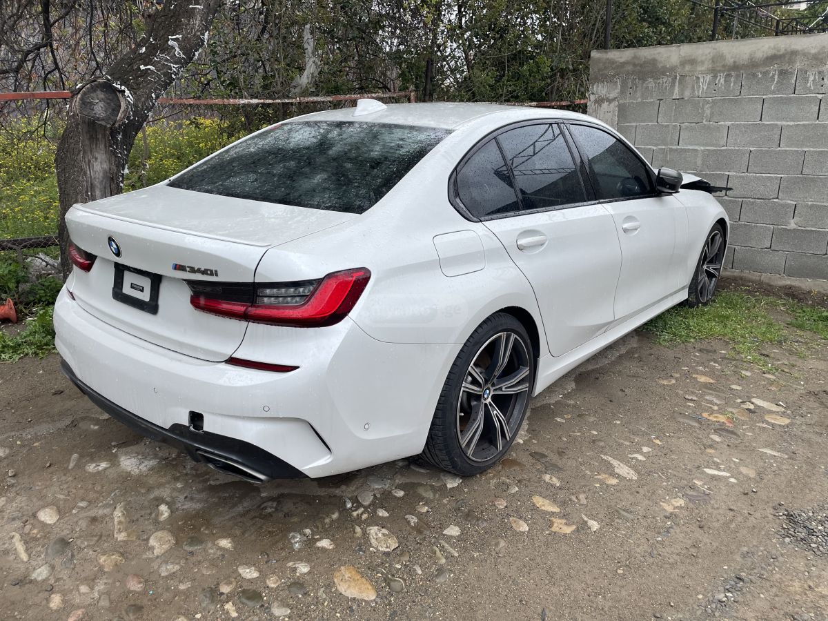 BMW 340 - фото 3
