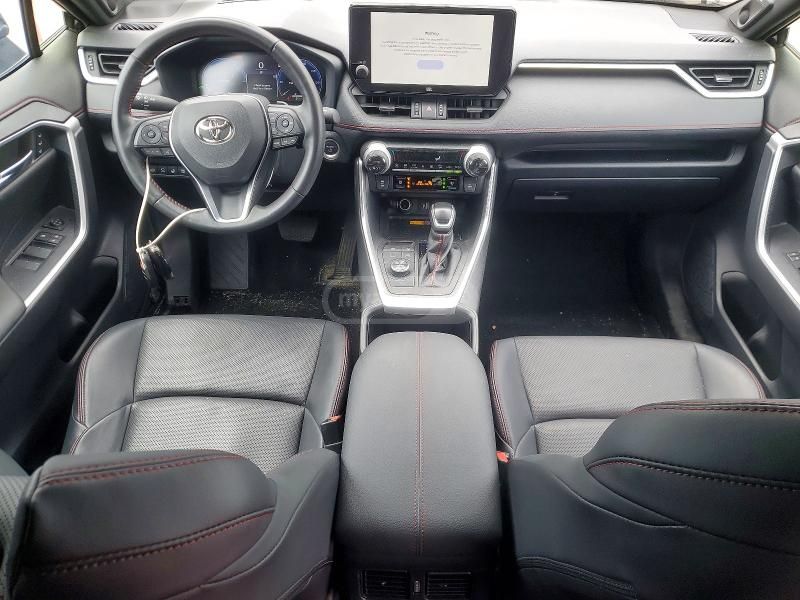 Toyota RAV 4 - фото 8