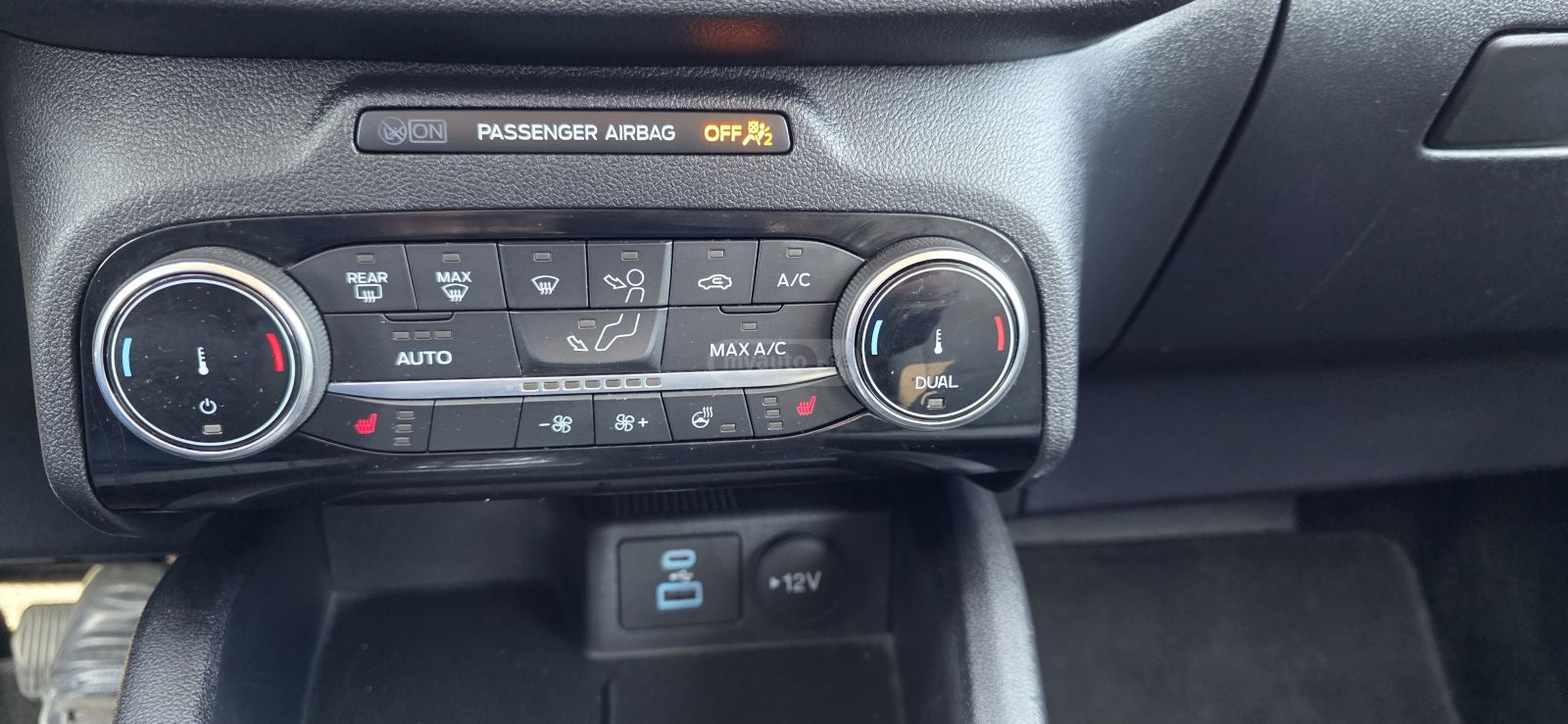 Ford Escape - фото 12