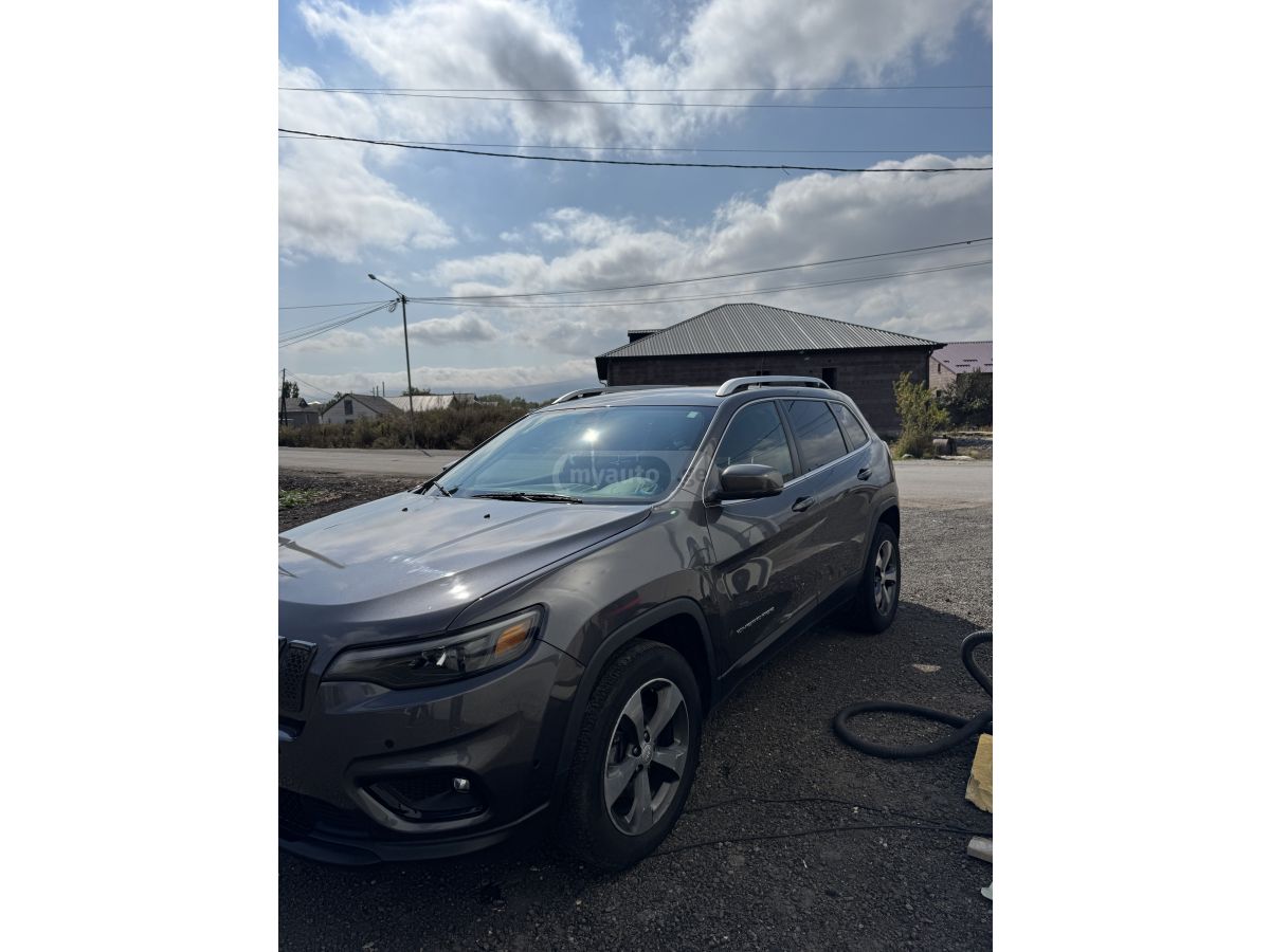 Jeep Cherokee - фото 9
