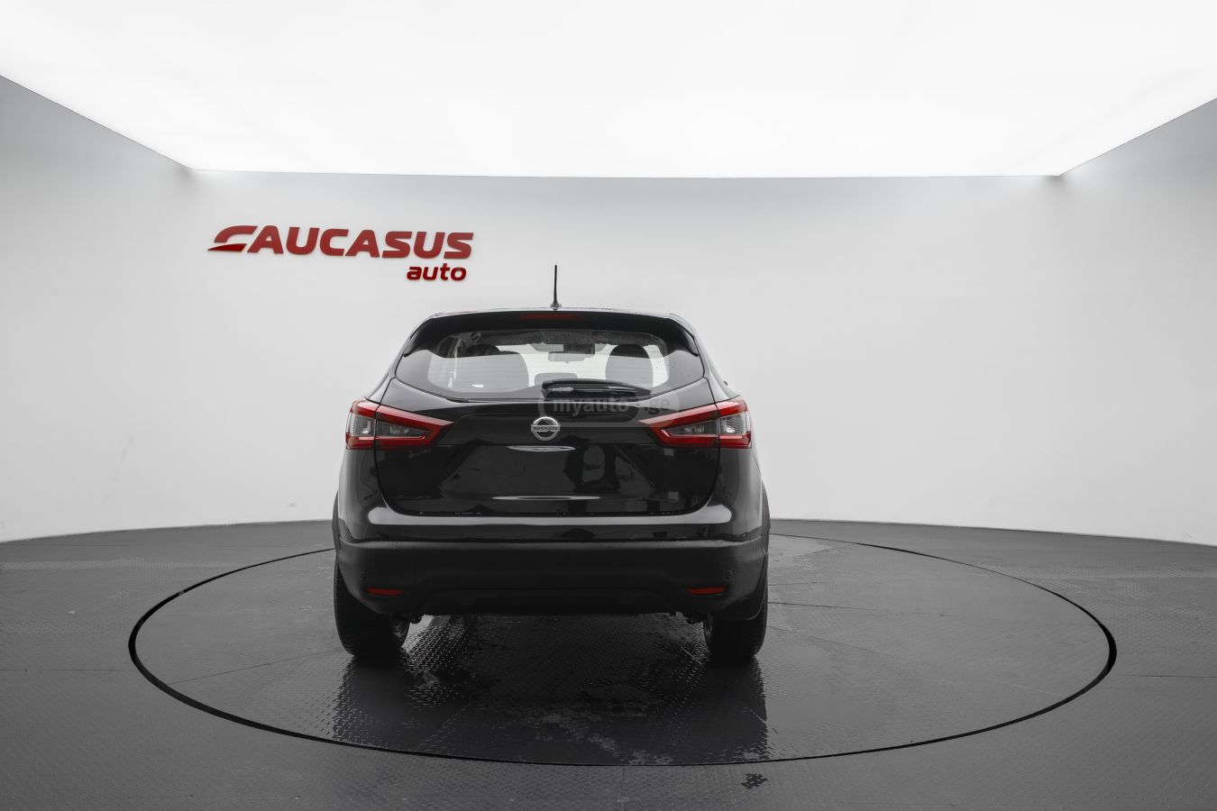 Nissan Rogue - фото 5