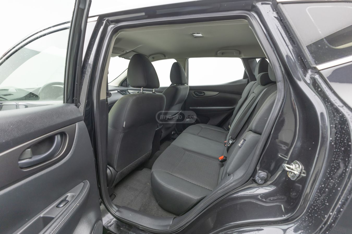 Nissan Rogue - фото 8