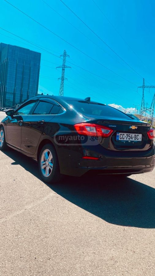 Chevrolet Cruze - фото 5