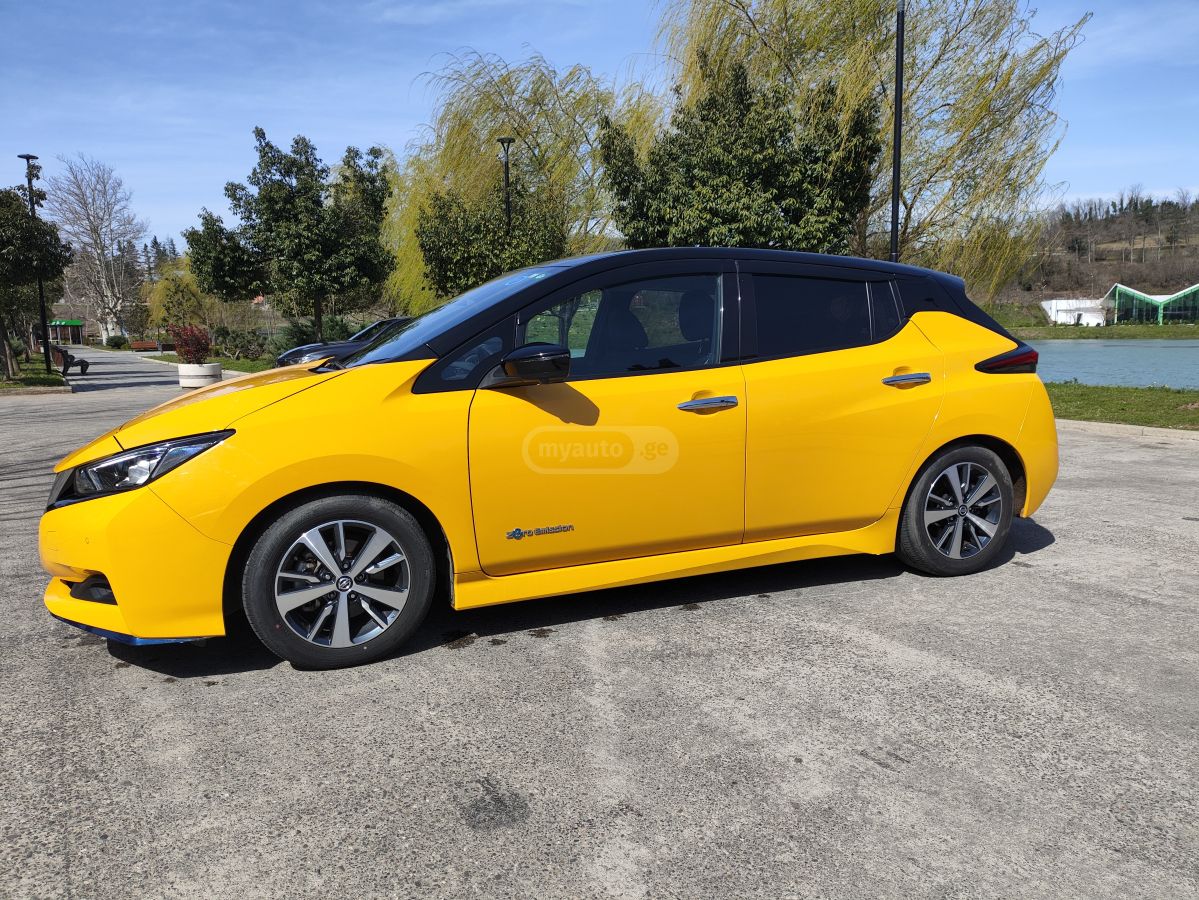 Nissan Leaf - фото 4