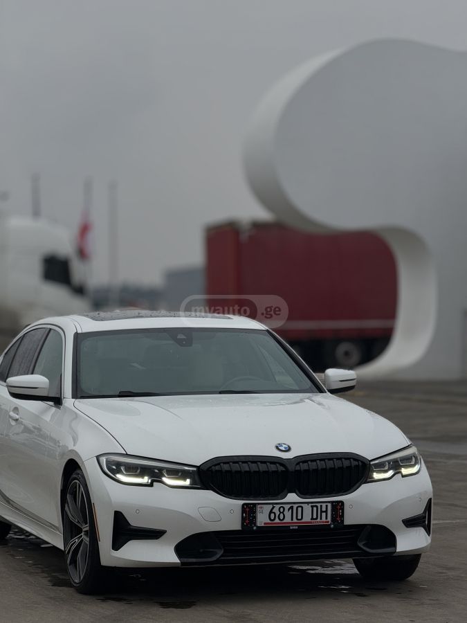 BMW Base 4dr Rear-Wheel Drive Seda — миниатюра 12