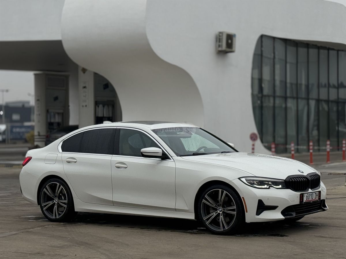 BMW Base 4dr Rear-Wheel Drive Seda — миниатюра 3