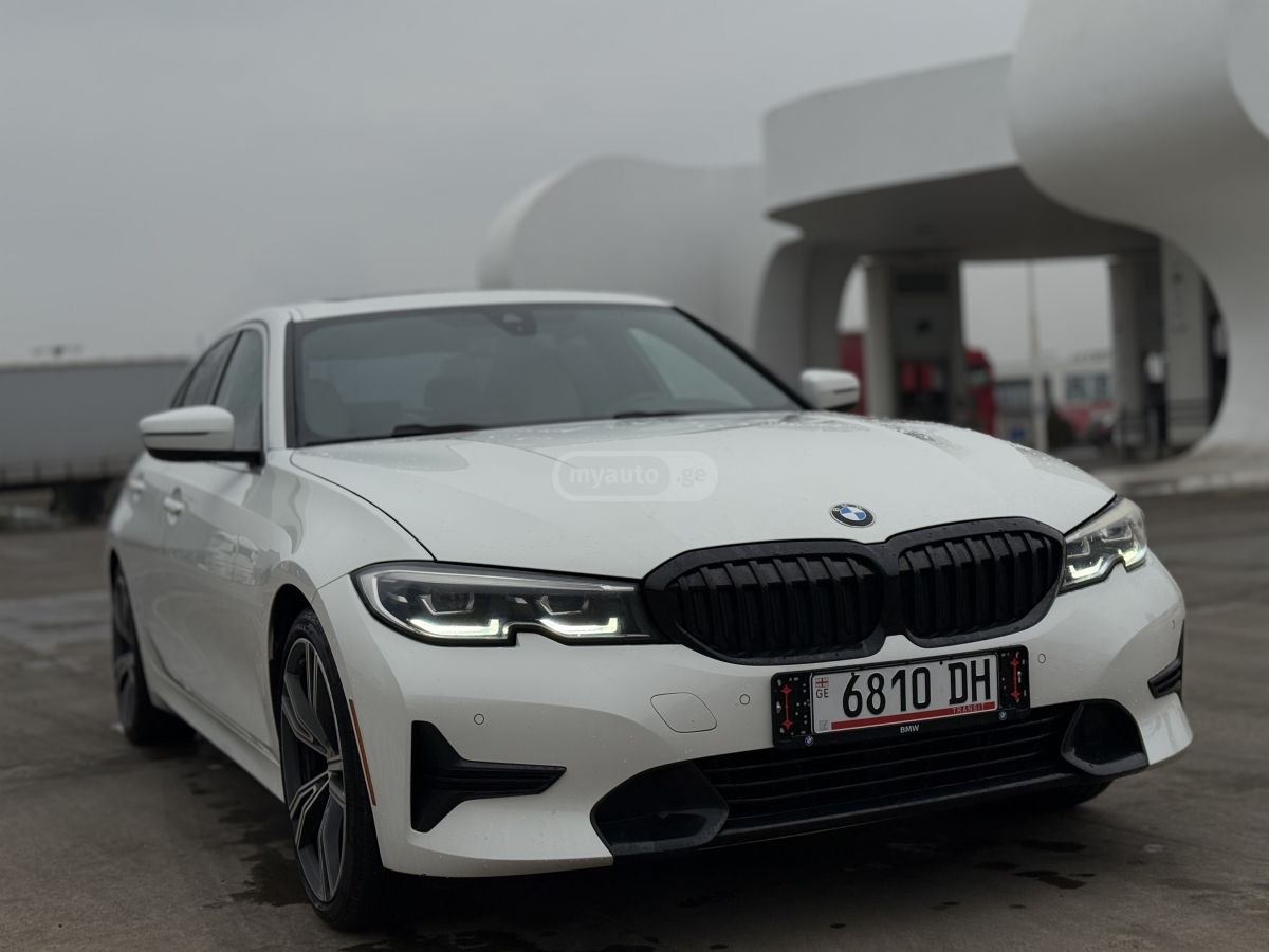 BMW Base 4dr Rear-Wheel Drive Seda — миниатюра 7