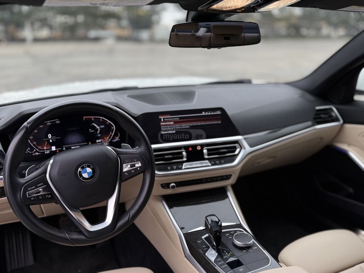 BMW Base 4dr Rear-Wheel Drive Seda — миниатюра 8