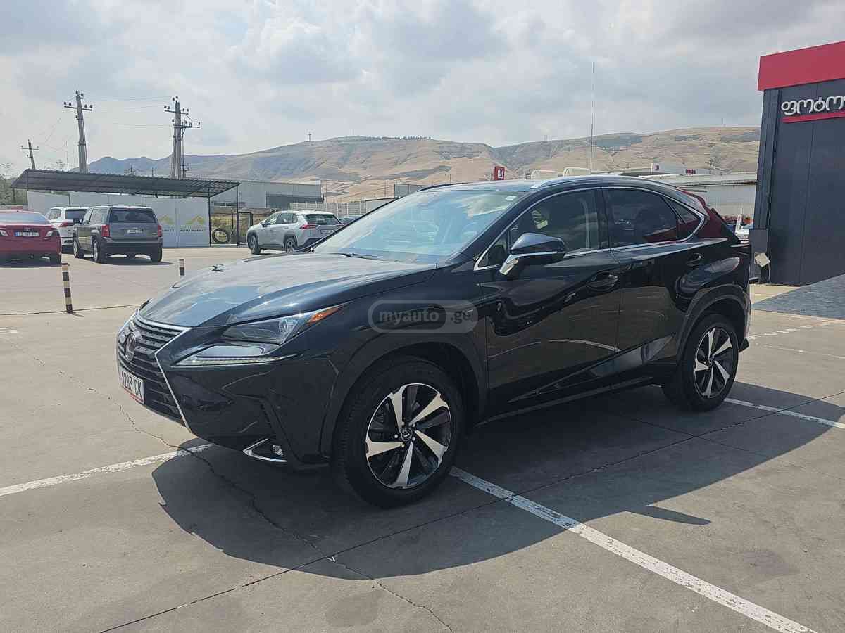 Lexus Lexus nx 200 — миниатюра 1