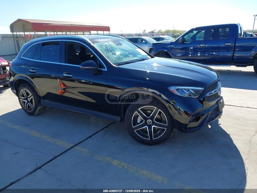 Mercedes-Benz GLC 300 2026 — миниатюра 4