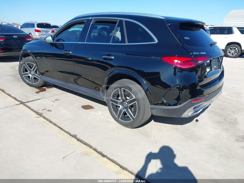 Mercedes-Benz GLC 300 2026 — миниатюра 6