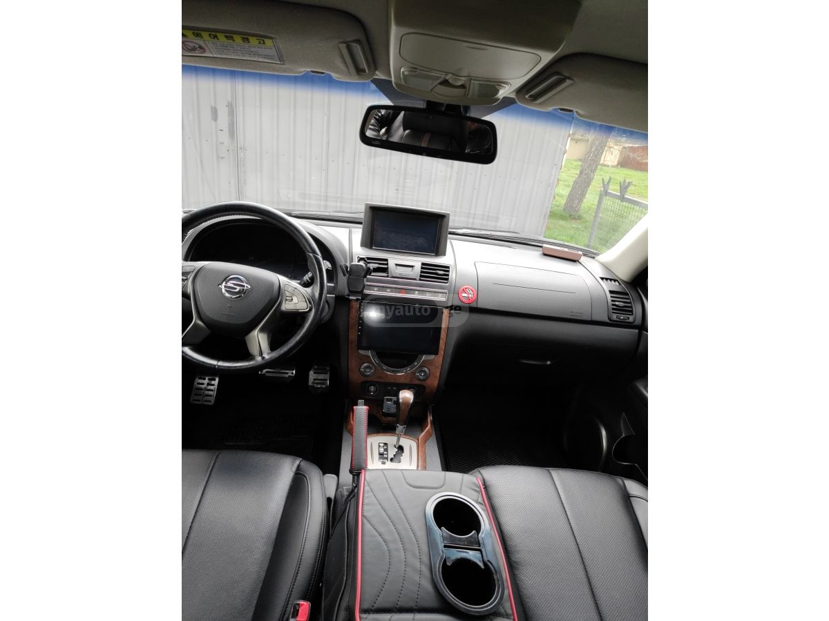 Ssangyong Rexton - фото 8